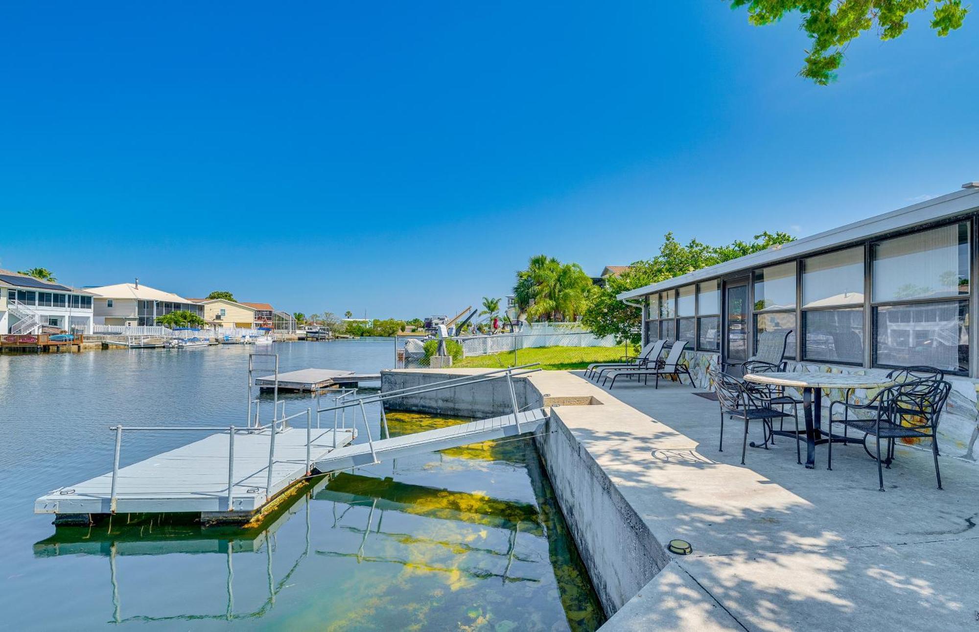 Waterfront Hernando Beach Home With Dock And Hot Tub! Ngoại thất bức ảnh