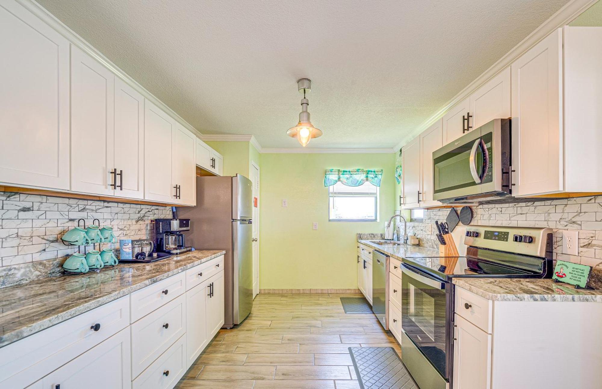 Waterfront Hernando Beach Home With Dock And Hot Tub! Ngoại thất bức ảnh